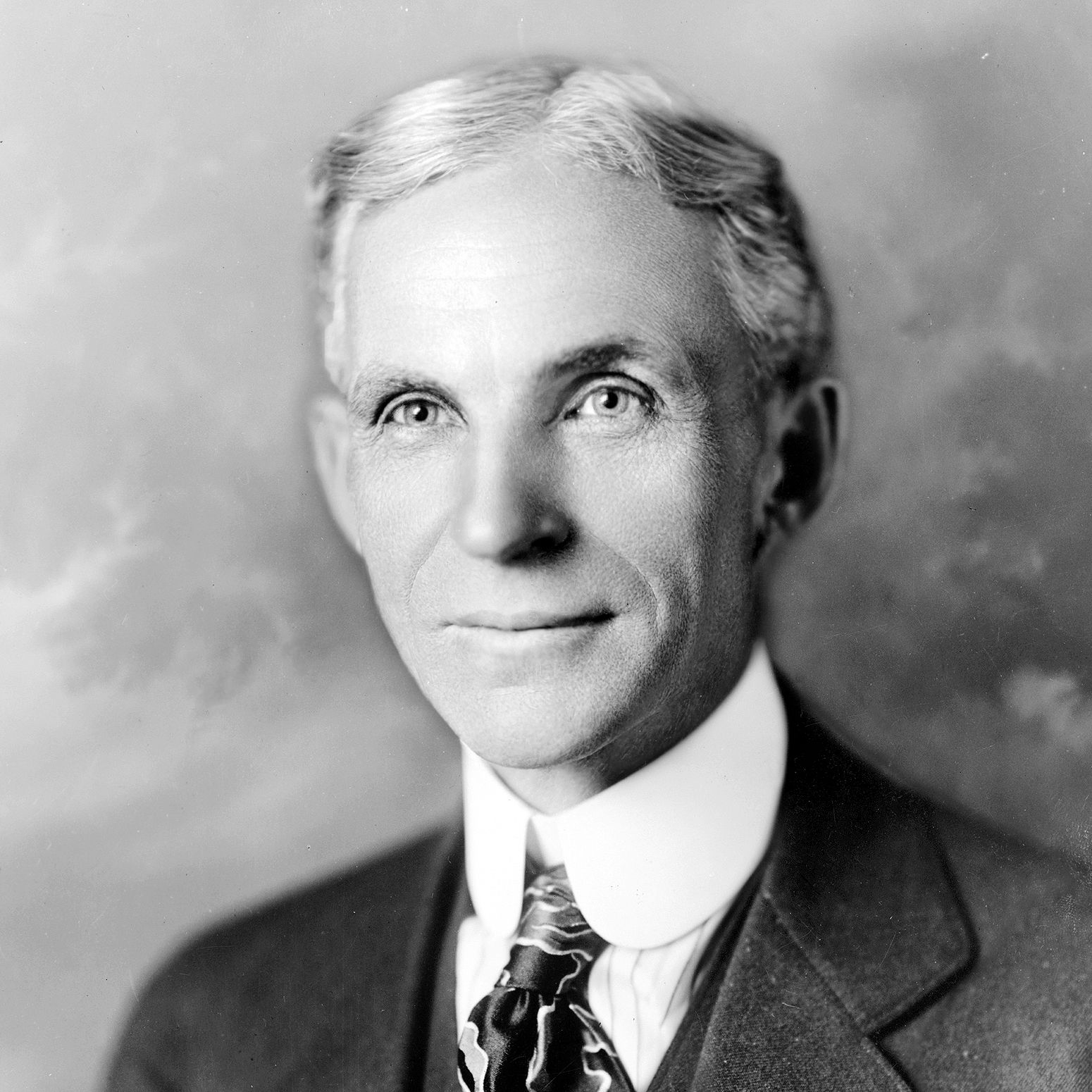 Giralacarta lab | Henry ford 1919 |